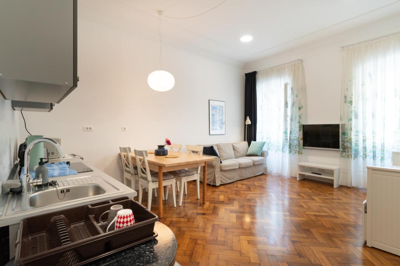 Apartment Mimi Carera &
